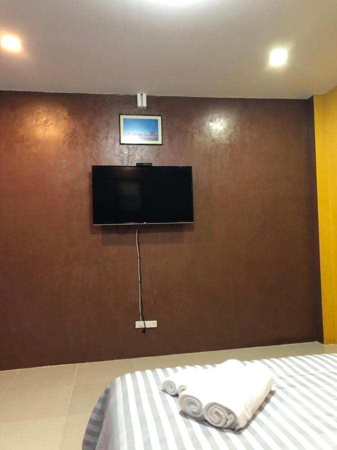 Nonthun 1 Hostel Khon Kaen Buitenkant foto