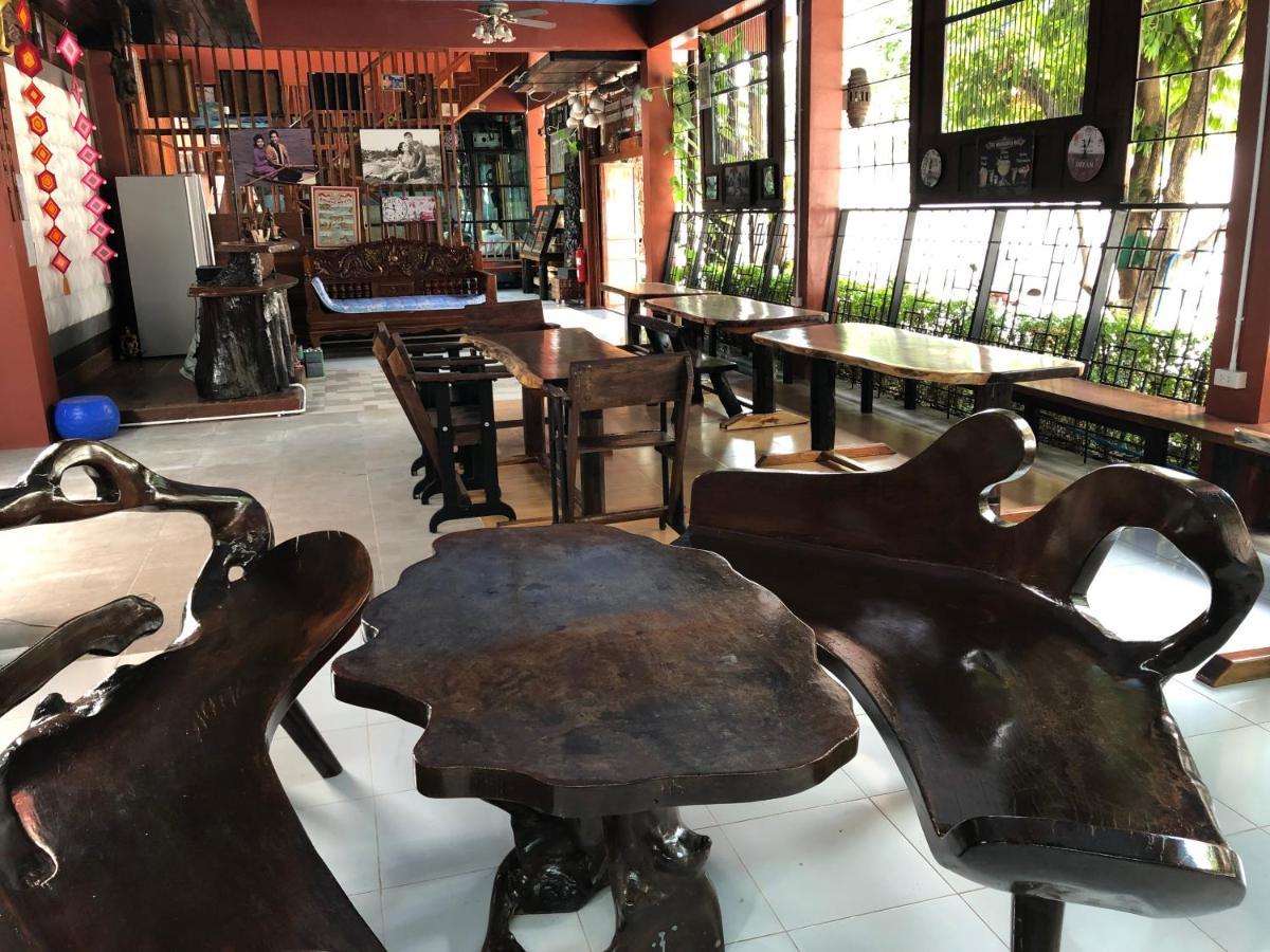 Nonthun 1 Hostel Khon Kaen Buitenkant foto